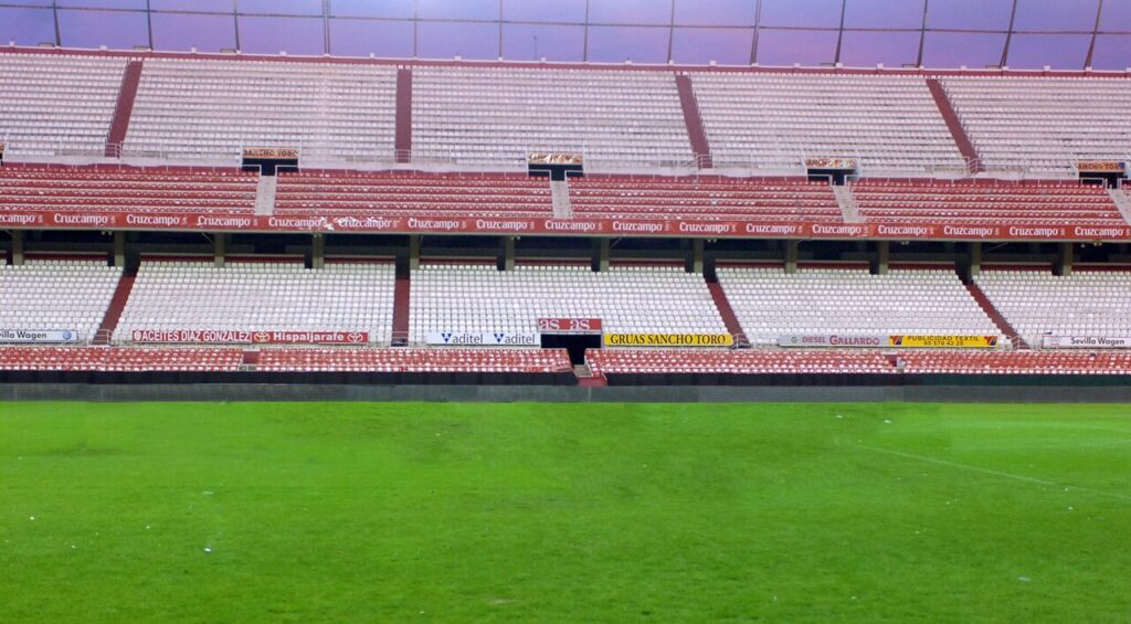 Vista do estádio Ramón Sánchez-Pizjuán, em Sevilha