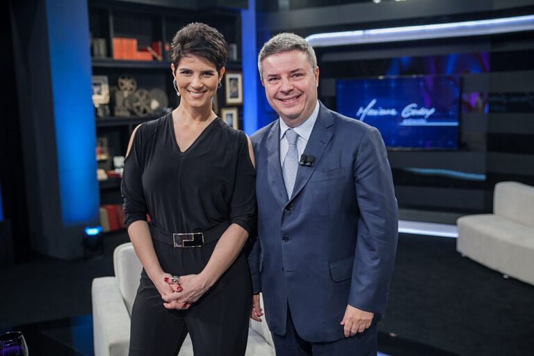 A jornalista Mariana Godoy em entrevista, em 2015